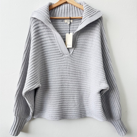Elan Sweaters - Elan Light Gray Chunky Knit V-Neck Collar Sweater Size M- Oversized & Cozy NWT